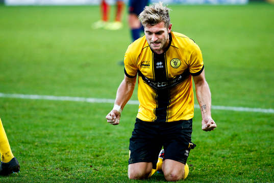 Frejs Christophe Lallet jublar