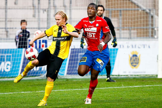 Frejs Andreas Wihlborg och Östers Alhaji Gero