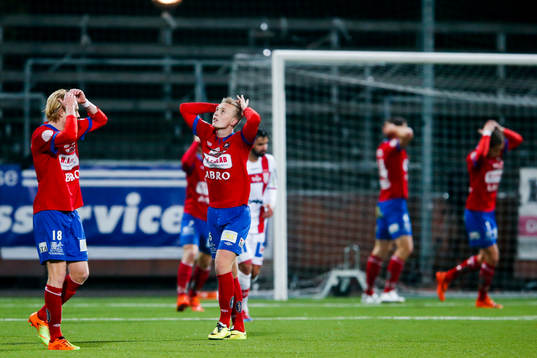 Örgrytes Jacob Ericsson och Sebastian Ohlsson deppar