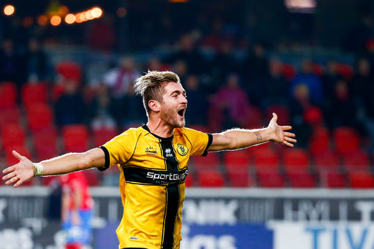 Frejs Christophe Lallet jublar