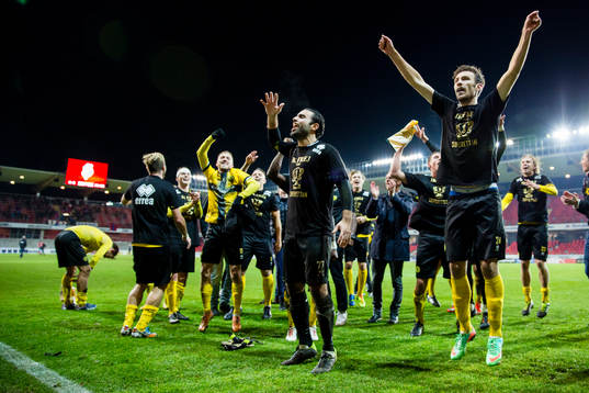 Frejs spelare firar