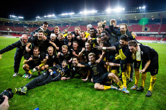 Frejs spelare firar