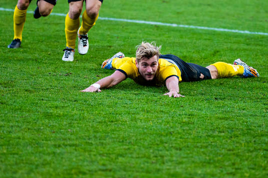 Frejs Christophe Lallet firar