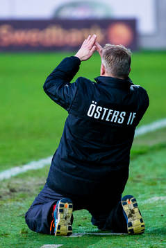 Östers tränare Roberth Björknesjö deppar