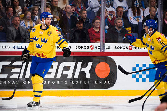 Sveriges Dick Axelsson gör 0-2 0ch jublar