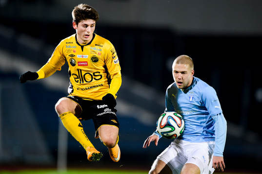 Elfsborgs Arber Zeneli och Malmö FFs Anton Tinnerholm