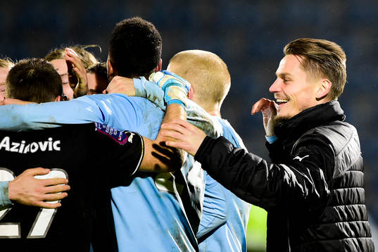 Malmö FFs Markus Rosenberg jublar med laget