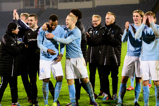 Malmö FFs Isaac Kiese Thelin och Anton Tinnerholm jublar