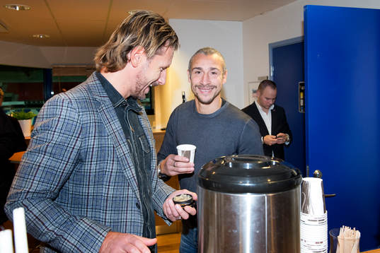 Henrik Larsson med Jesper Jansson