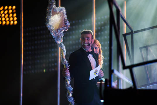Förgalans värdar Roberto Vacchi och Emelie Ölander