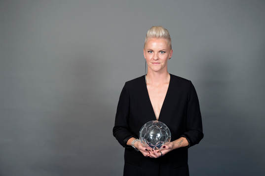 Årets back blev Nilla Fischer