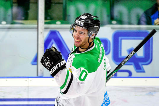 Rögles Jesper Jensen jublar