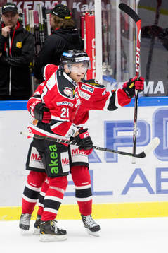 Malmö Redhawks Jens Olsson jublar