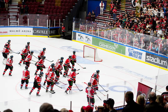 Malmö Redhawks spelare tackar publiken