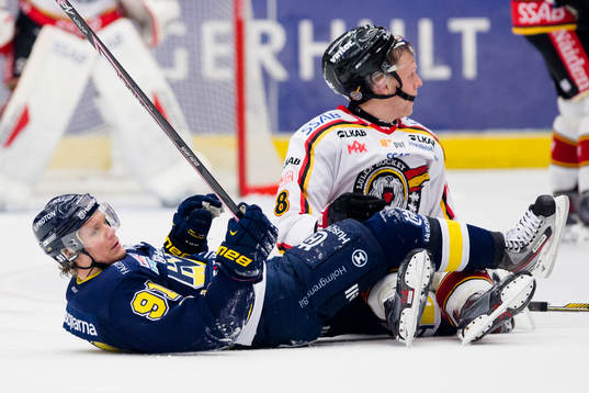 s Andreas Jämtin och Luleås Per Savilahti-Nagander