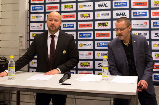 Brynäs tränare Tommy Jonsson och Färjestads tränare