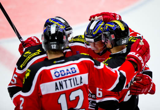Örebros Daniel Viksten sätter