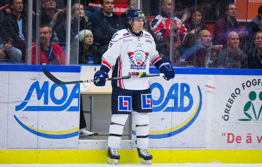 Linköpings Kent McDonell deppar