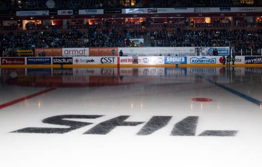 Text SHL på isen