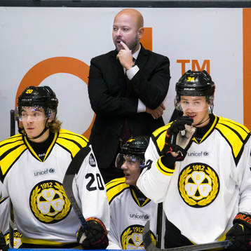Brynäs assisterande tränare Ove Molin och tränare Tommy