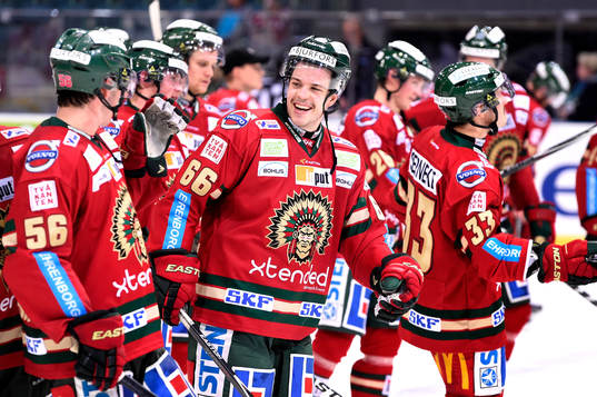 Frölundas Oscar Fantenberg firar