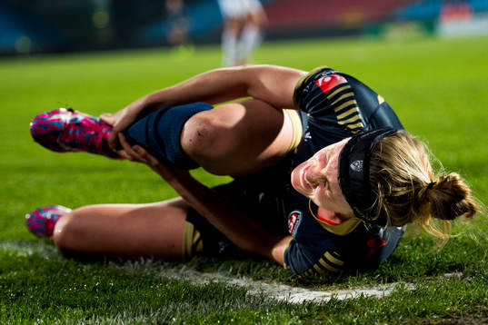 Rosengårds Kirsten Van De Ven har ont