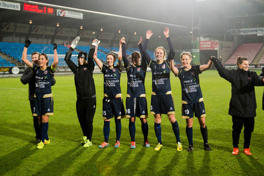Rosengårds spelare tackar publiken