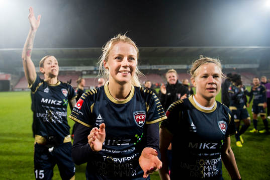Rosengårds Amanda Ilestedt (m) Therese Sjögran (tv) och