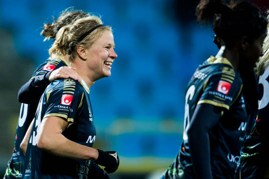 Rosengårds Katrin Schmidt (som gjorde sin sista match med