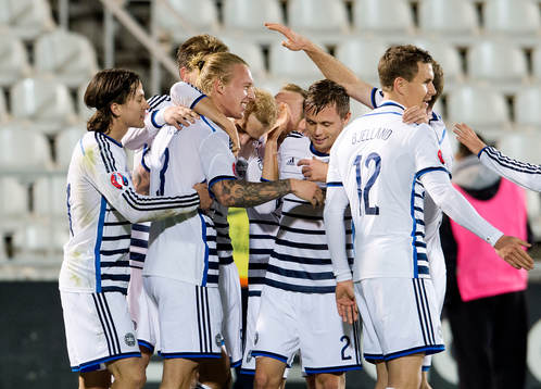 Fotboll, EM-Kval, Serbien - Danmark