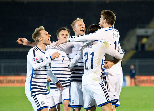 Fotboll, EM-Kval, Serbien - Danmark