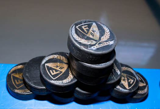 Färjestads puckar väntar på spelare