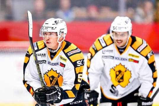 Skellefteås Martin Sevc jublar