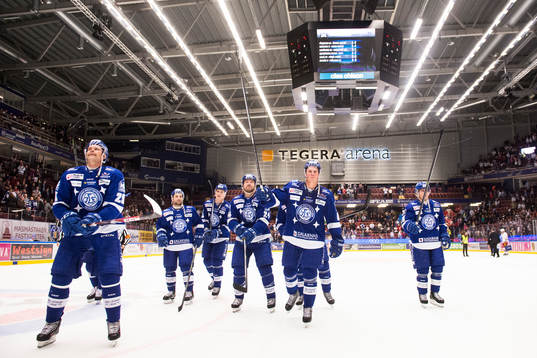Spelarna i Leksand tackar publiken