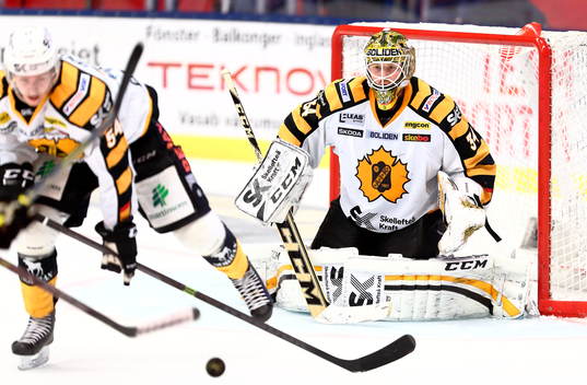 Skellefteås målvakt Erik Hanses