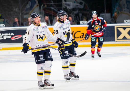s Andreas Jämtin (v) och Anton Bengtsson ser deppiga ut