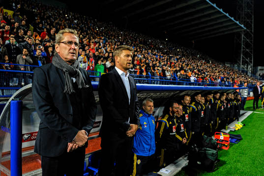 Sveriges förbundskapten Erik Hamrén och players manager