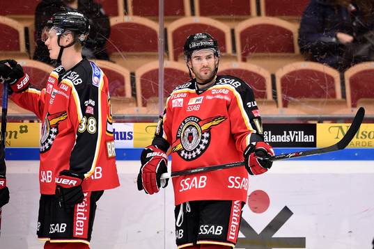 Luleås Stephen Dixon på uppvärmningen