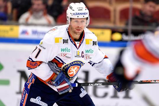 Växjös Tomi Kallio på uppvärmningen