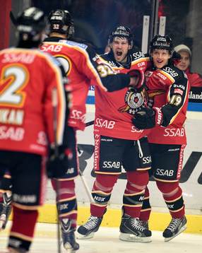 Luleås Stephen Dixon jublar