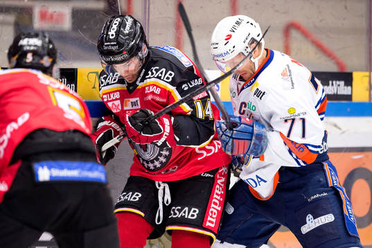 Luleås Stephen Dixon och Växjös Tomi Kallio