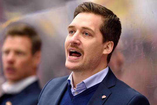 Växjös tränare Sam Hallam