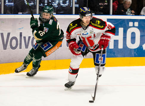 Färjestads Rasmus Asplund och Örebros Jared Aulin