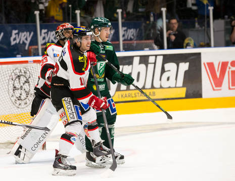 Färjestads Joakim Hillding och Örebros Jared Aulin