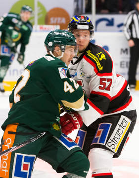 Färjestads Joakim Hillding mot Örebros Johan Motin