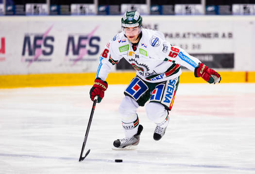 Frölundas Erik Gustafsson med pucken