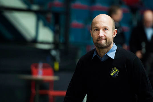 s assisterande tränare Michael Nylander