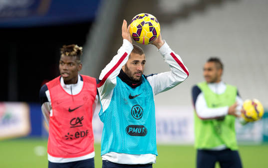 Frankrikes Karim Benzema och Paul Pogba