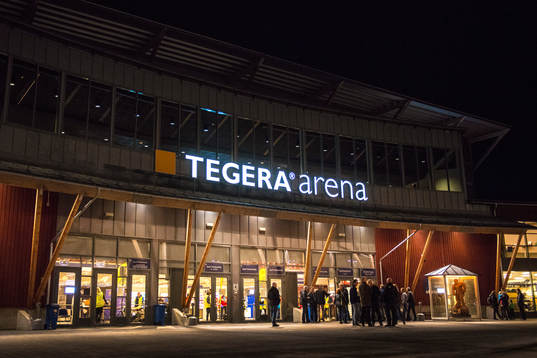 Entrén till Tegera Arena före ishockeymatchen i SHL