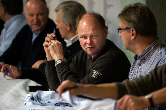 Per Erik Eklund var en av många hockeylegendarer som